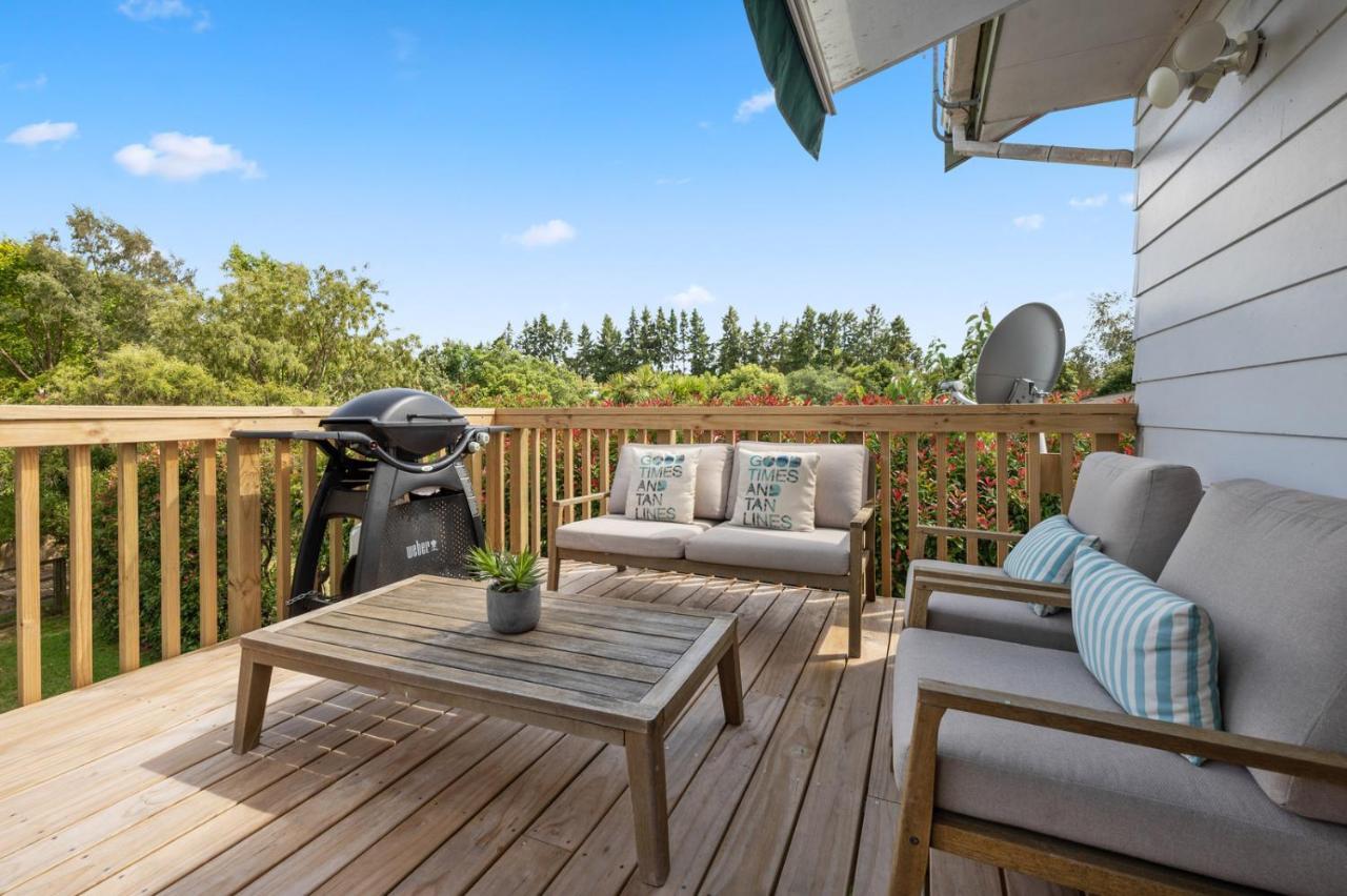 Waitahanui Lake House - Lake Taupo Holiday Home 外观 照片