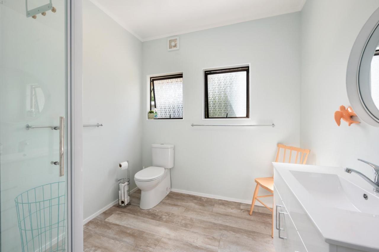 Waitahanui Lake House - Lake Taupo Holiday Home 外观 照片